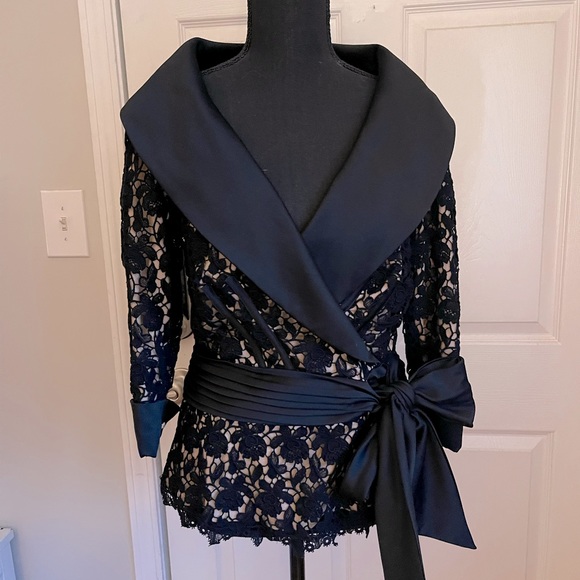 Tadashi - Black Lace Eve Jacket. Showstopper for sure! - Picture 8 of 16